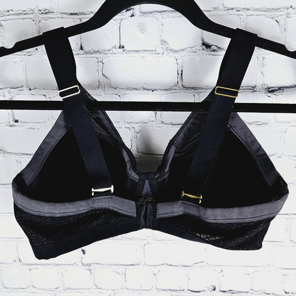 BERLEI | Shift underwire sports bra - Picture 6 of 9